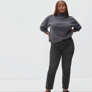 Everlane the curvy cheeky jeans size 31 28 1/2 inseam